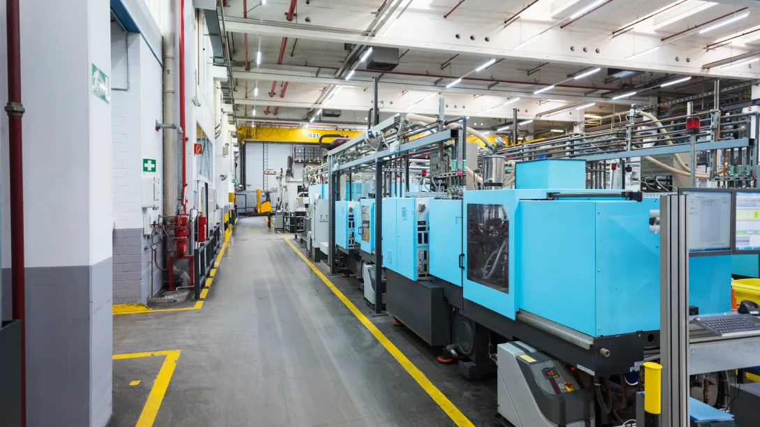 Moisture Control in Plastic Injection Molding: Resin Drying & Mold Sweating
